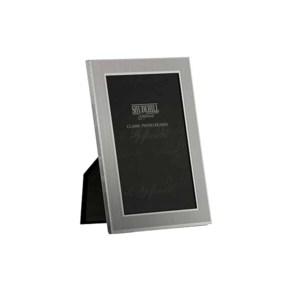 Shudehill-Giftware-3×5-Plain-Satin-Silver-Classic-Photo-Frame-Gift-Present-24135-B000VPHUZM Shudehill Plain Satin Silver Classic Photo Frame 3 x 5"